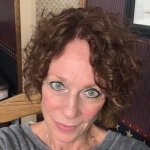 Meet your Posher, Marci